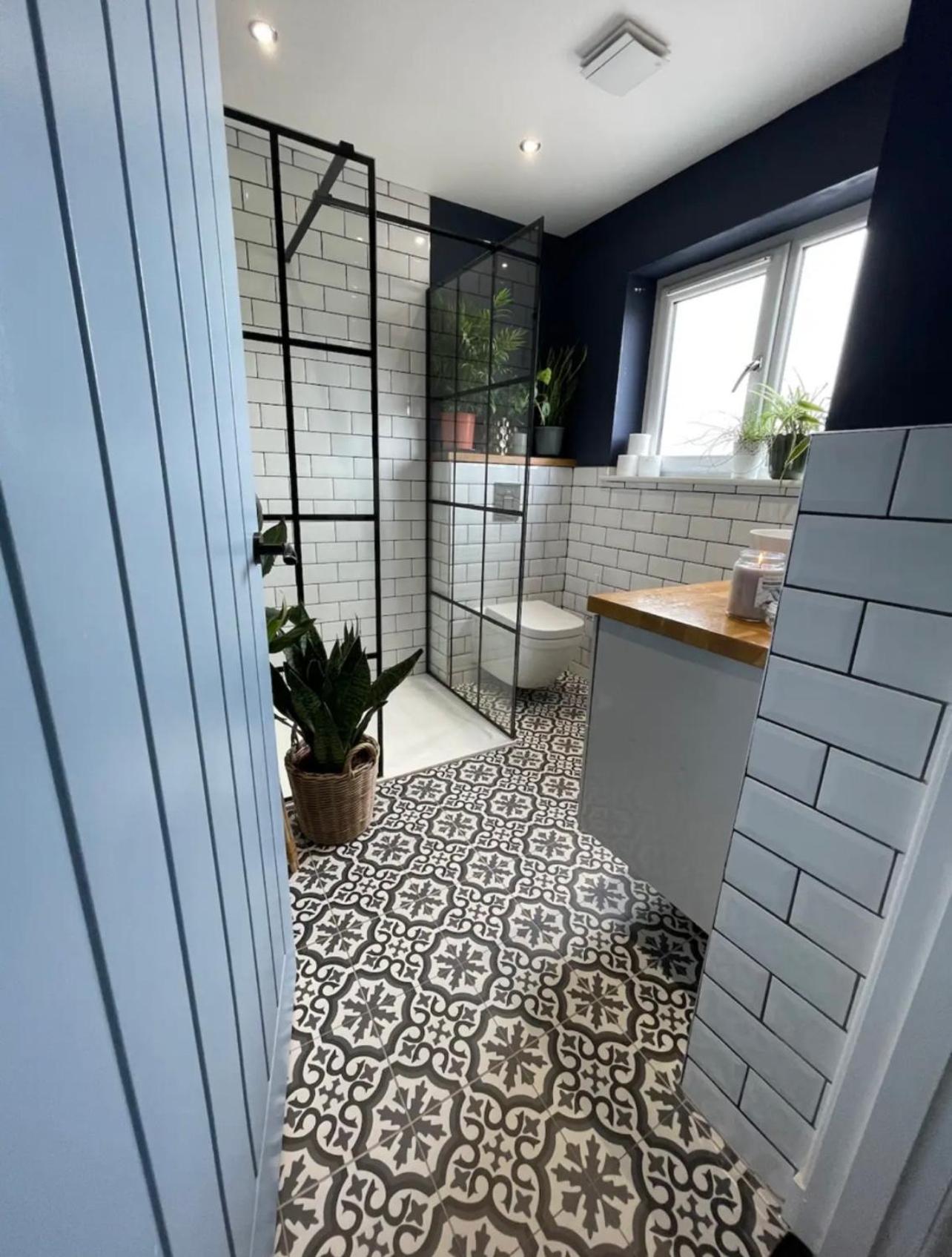 Private Room With Separate Shower And Free Parking Edinburgh Buitenkant foto